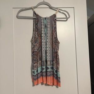 deletes patterned tank top, size small